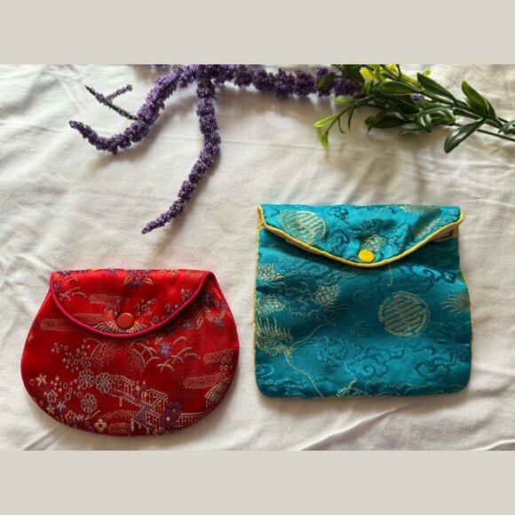 Handbags - 🔵 Chinese Brocade Silk Pouches